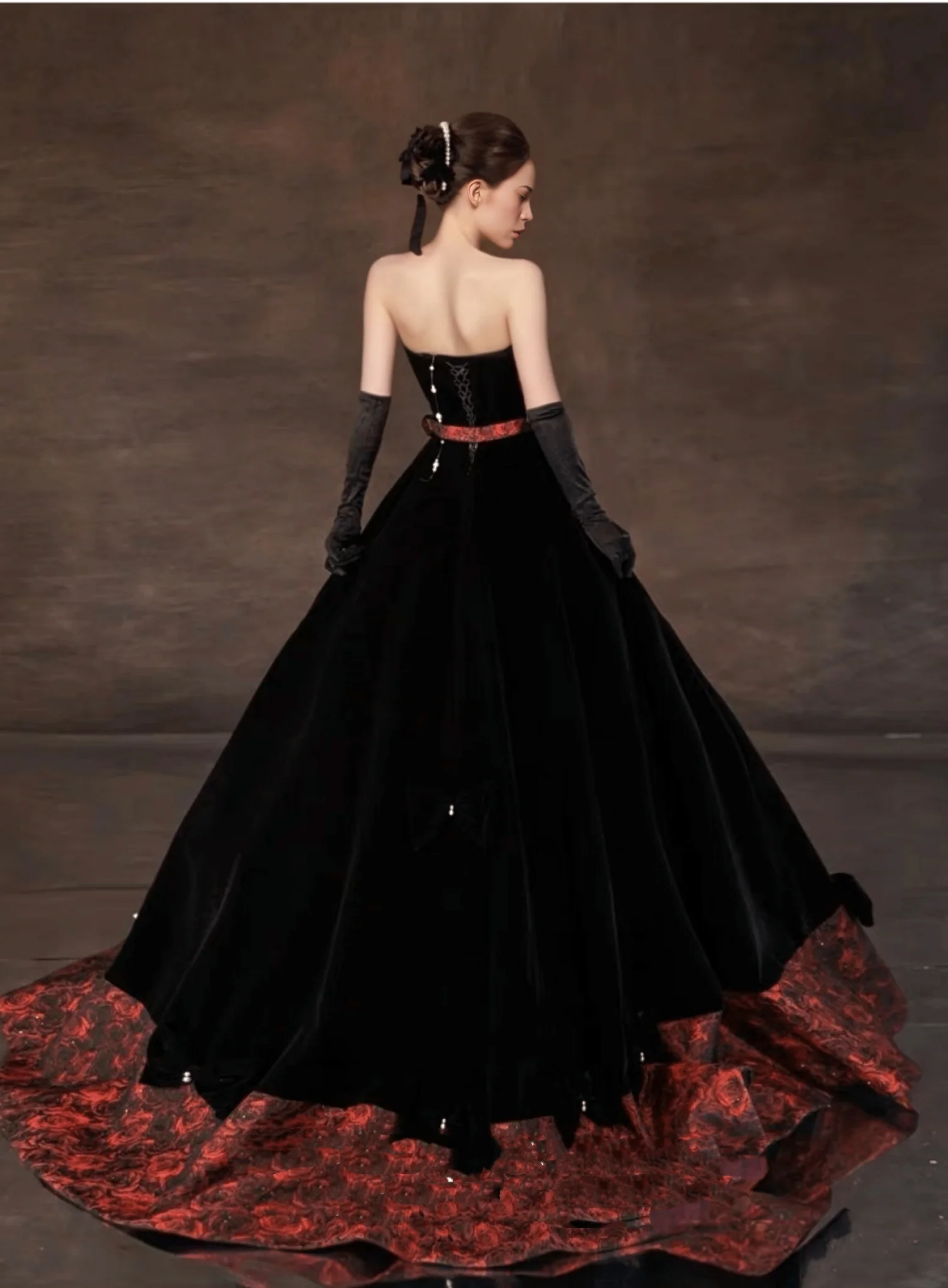 Gothic Black Wedding Dress With Red Jacquard Trim And Belt - Off Shoulder Sweetheart Ball Gown Plus Size - Image 7