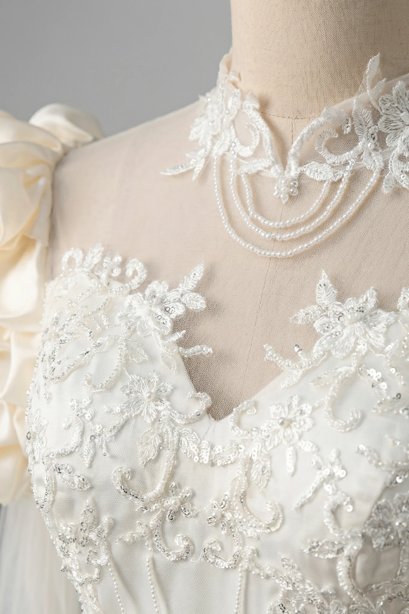 Antique White Modest Wedding Dress With Floral Satin - Vintage Wedding Dress - Image 4