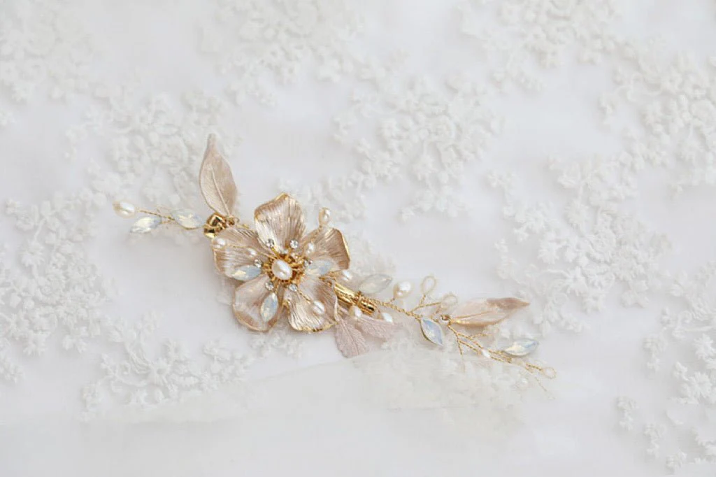 Bridal Beadpiece Floral And Leaf Pearl Protein Stone Hair Clip - Image 4