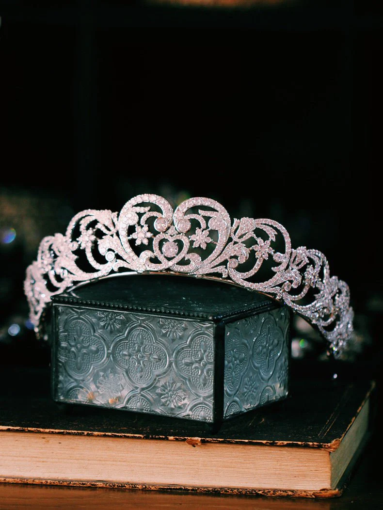 Bridal Crown Vintage Silver Headpiece With Sparkling Rhinestones - Image 3