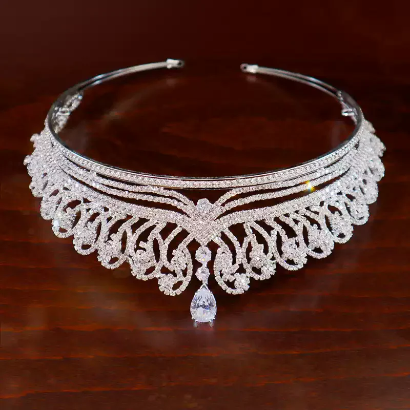 Luxurious Bridal Tiara Silver Crown – Silver Crystal Bridal Crown - Image 3
