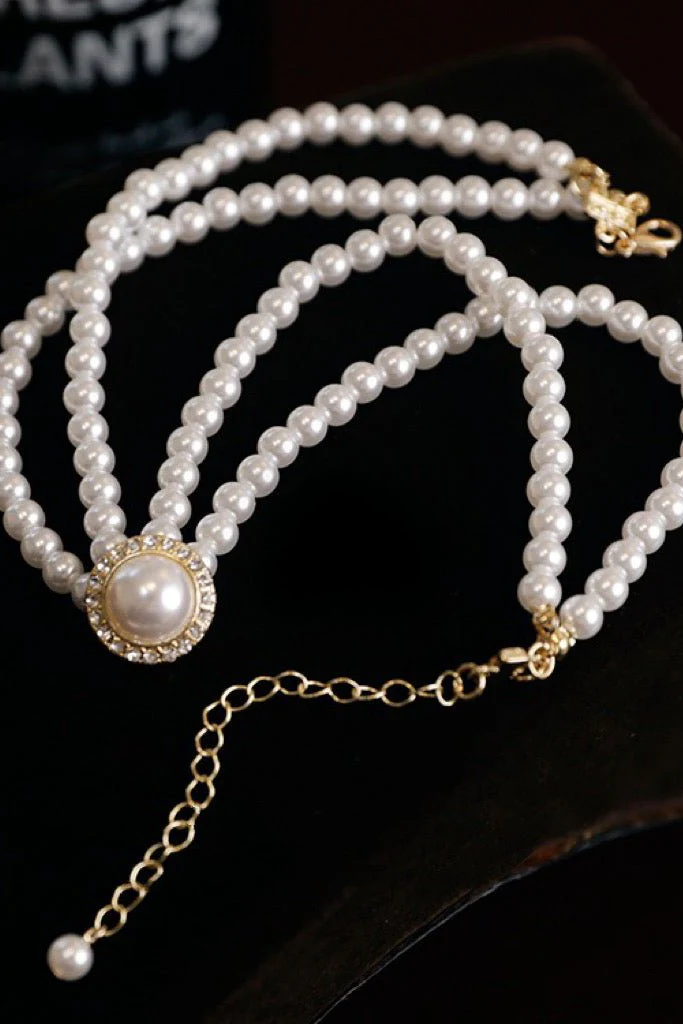 French Vintage Double-layered Pearl and Rhinestone Collarbone Necklace - Image 3