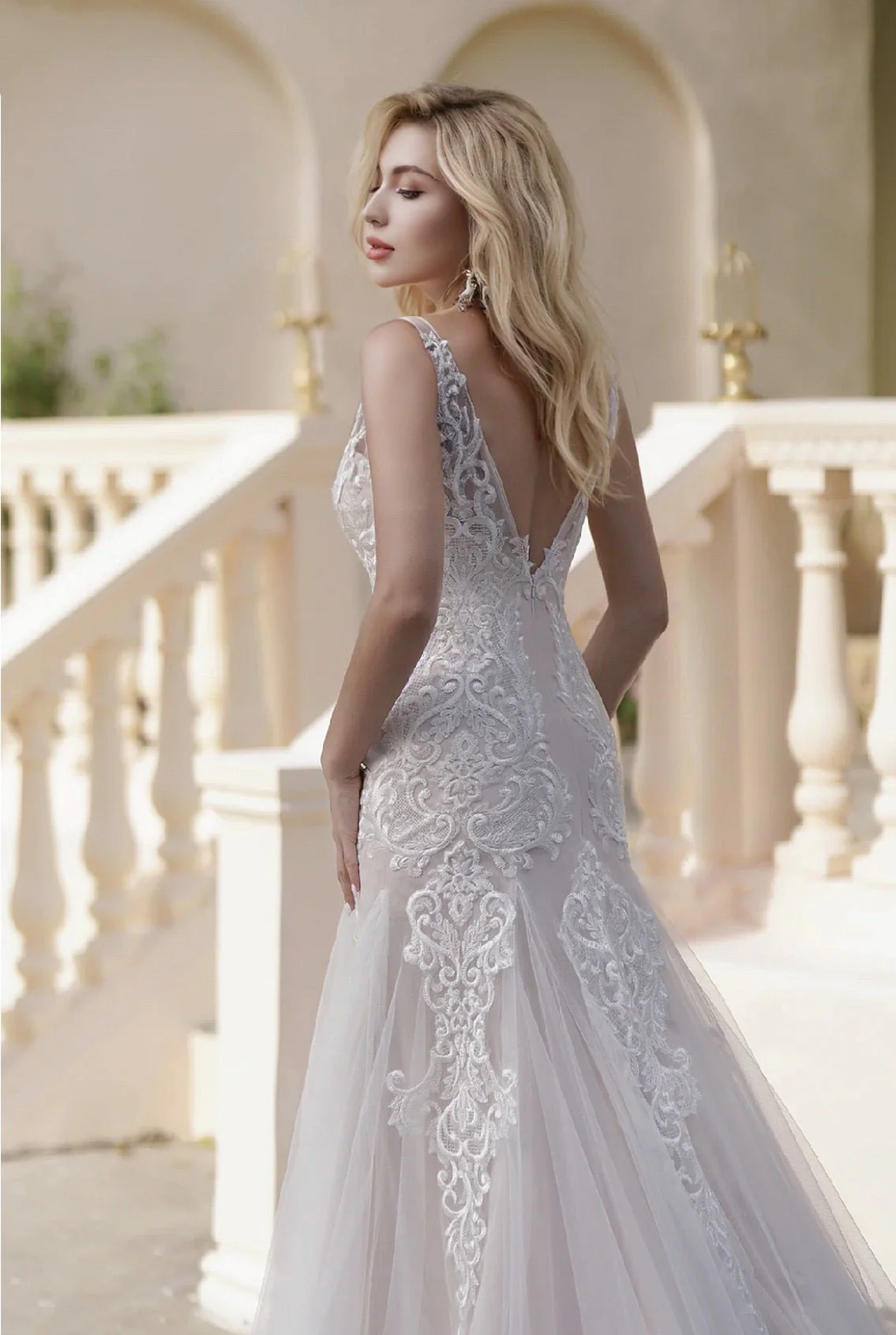 Scalloped Pink Nude Lace V-Neck Godet Mermaid Bridal Gown - Plus Size - Image 4