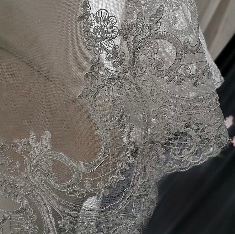 Lace Edged Veil For Vintage Bridal - Cathedral Length - Image 3