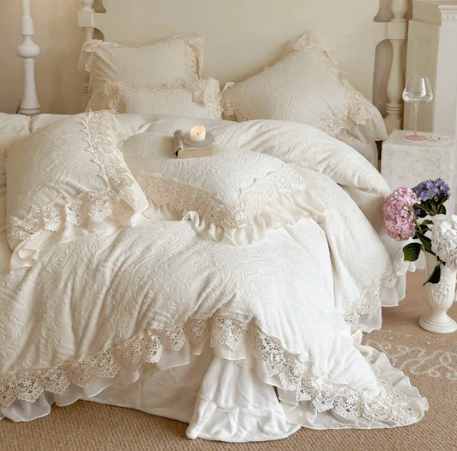 Velvet Princess Duvet Cover Set – Winter Swan Whisper - Image 4