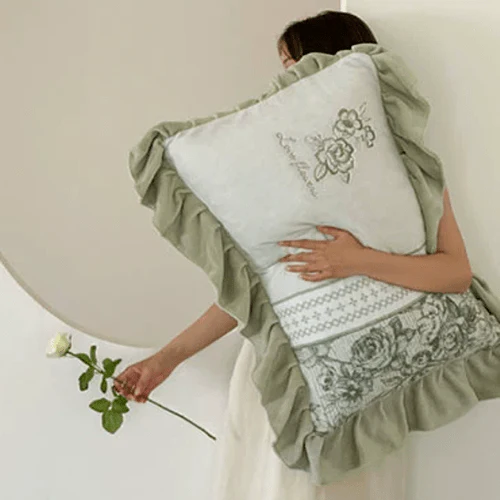 Rêve Florissant Bedding Set – Velvet Garden Reverie - Image 17