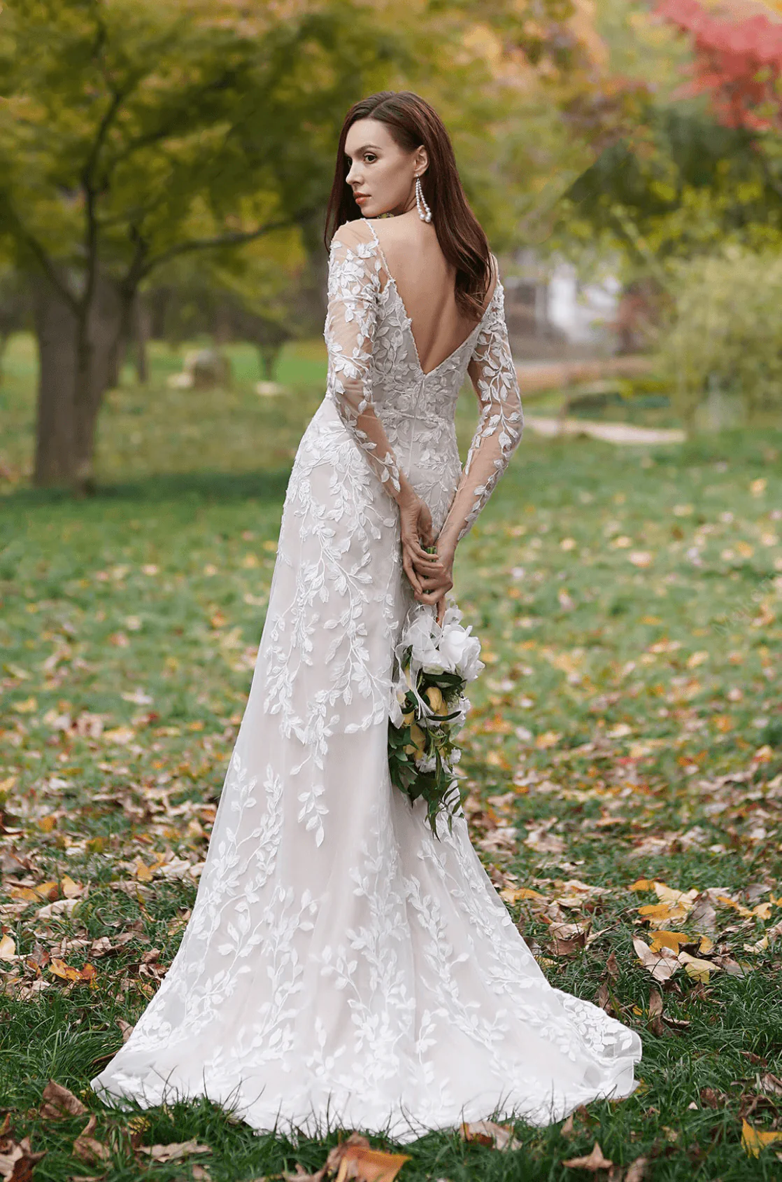 Delicate 3D Lace Embroidery Hand Beaded Straps Gown With V-Neck Sleeves - Plus Size - Image 4