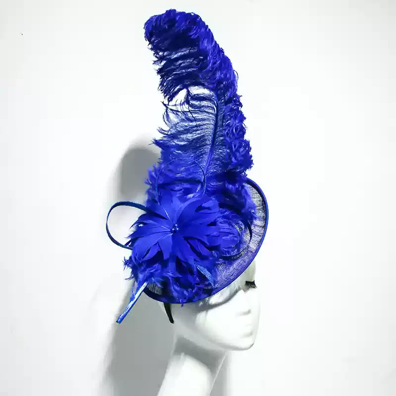 Dramatic Black Fascinator with Feather Accents - Elegant Feathered Cocktail Hat - Image 4
