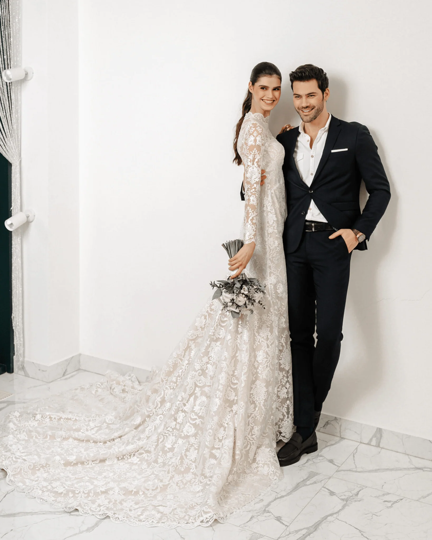 Elegant Lace Mermaid Wedding Dress - Modern Long Sleeve Wedding Gown with Train Plus Size - HELENA - Image 7