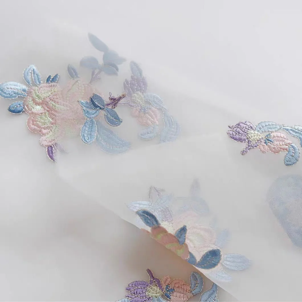 Elegant Qinghua Porcelain Vase Embroidered Organza Fabric in Soft White - Image 3