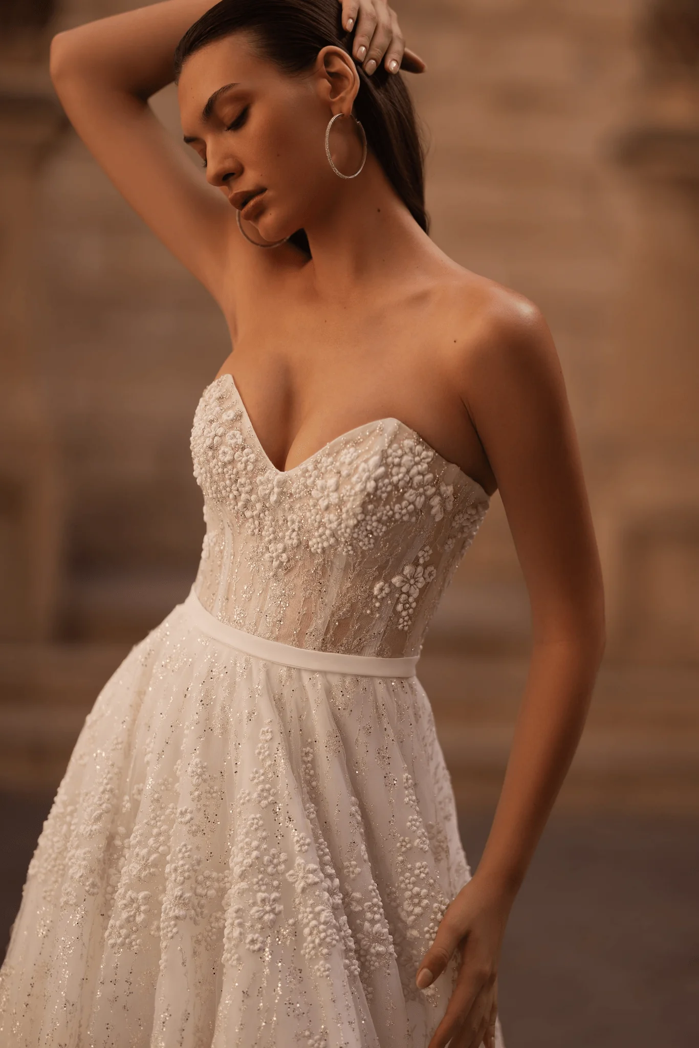 Elegant Wedding Dress with Floral Embellishments and Glitter Dress - Sweetheart Neckline Wedding Gown Plus Size - Image 3