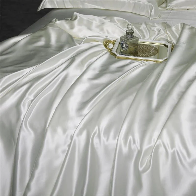 Eloise White Pure Mulberry Silk Bedding Set – Snow Veil - Image 5