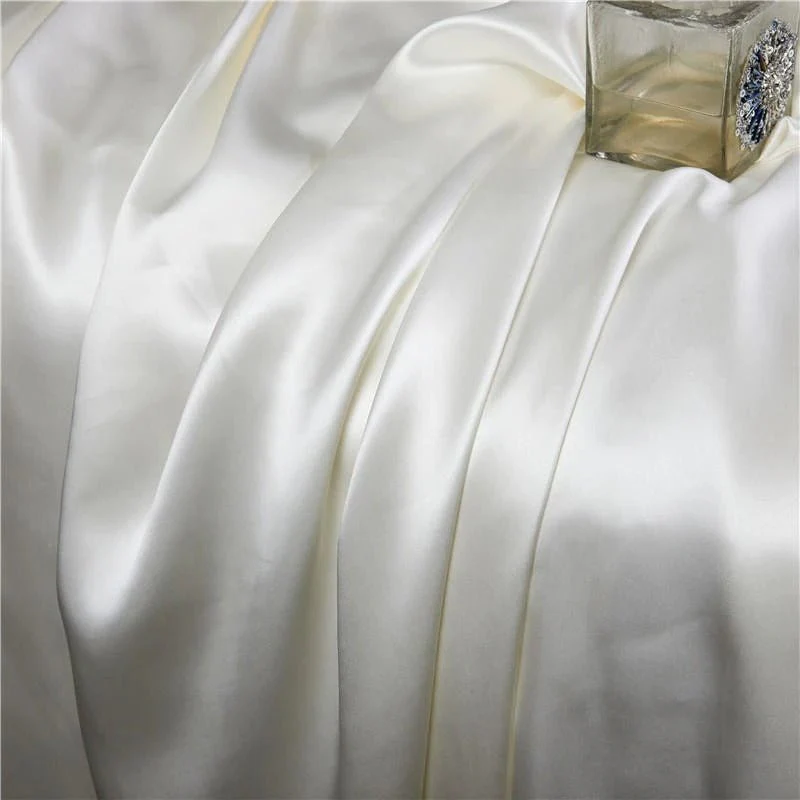 Eloise White Pure Mulberry Silk Bedding Set – Snow Veil - Image 6