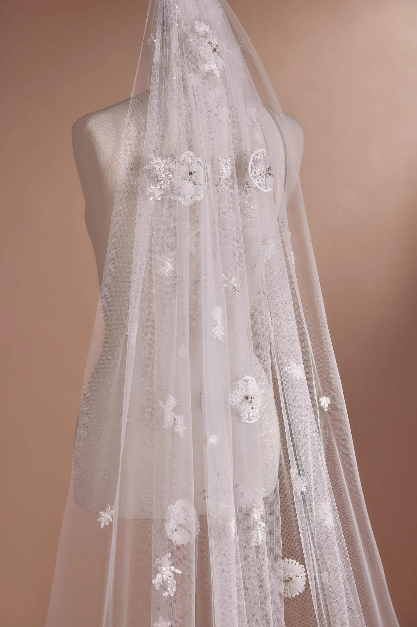 Floral Embellished Cathedral Veil with Pearls Plus Size - Image 2