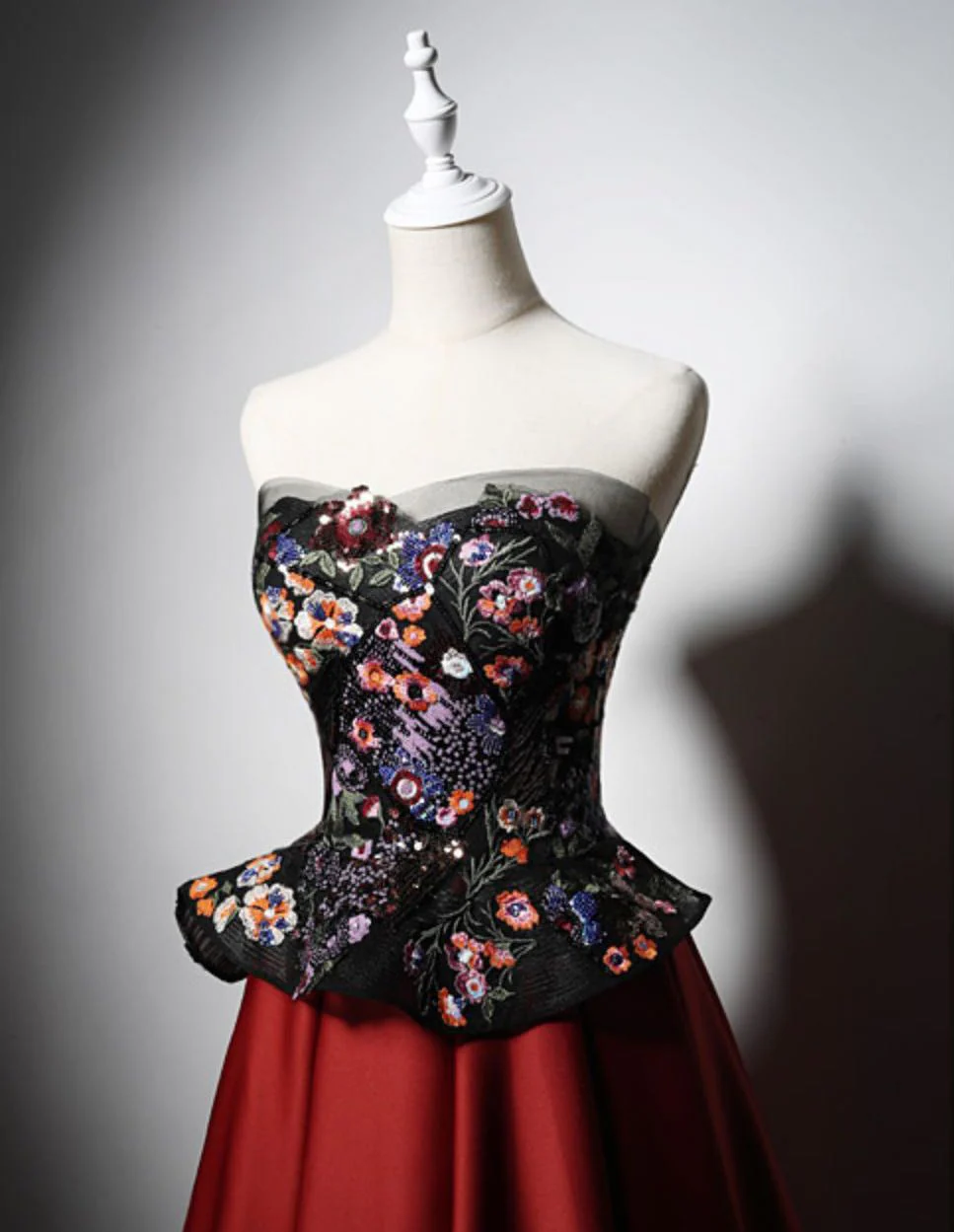 Gothic Black And Red Strapeless Floral Formal Dress - Plus Size - Image 4