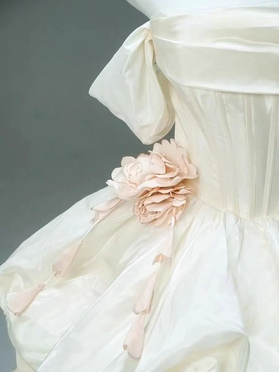 Ivory White Satin and Tulle Vintage Ball Gown Evening Dress Wedding Dress - Plus Size - Image 5