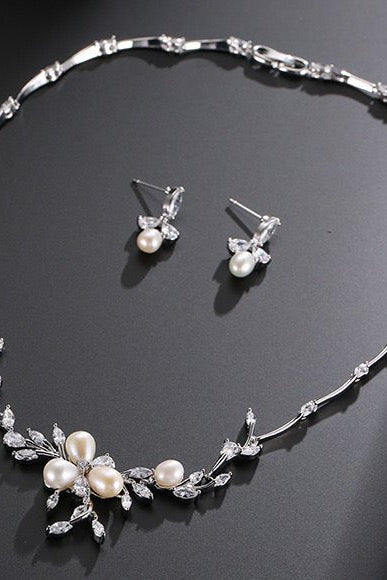 Minimalist Pearl and Flower Diamond Bridal Necklace and Earrings Set - Image 2