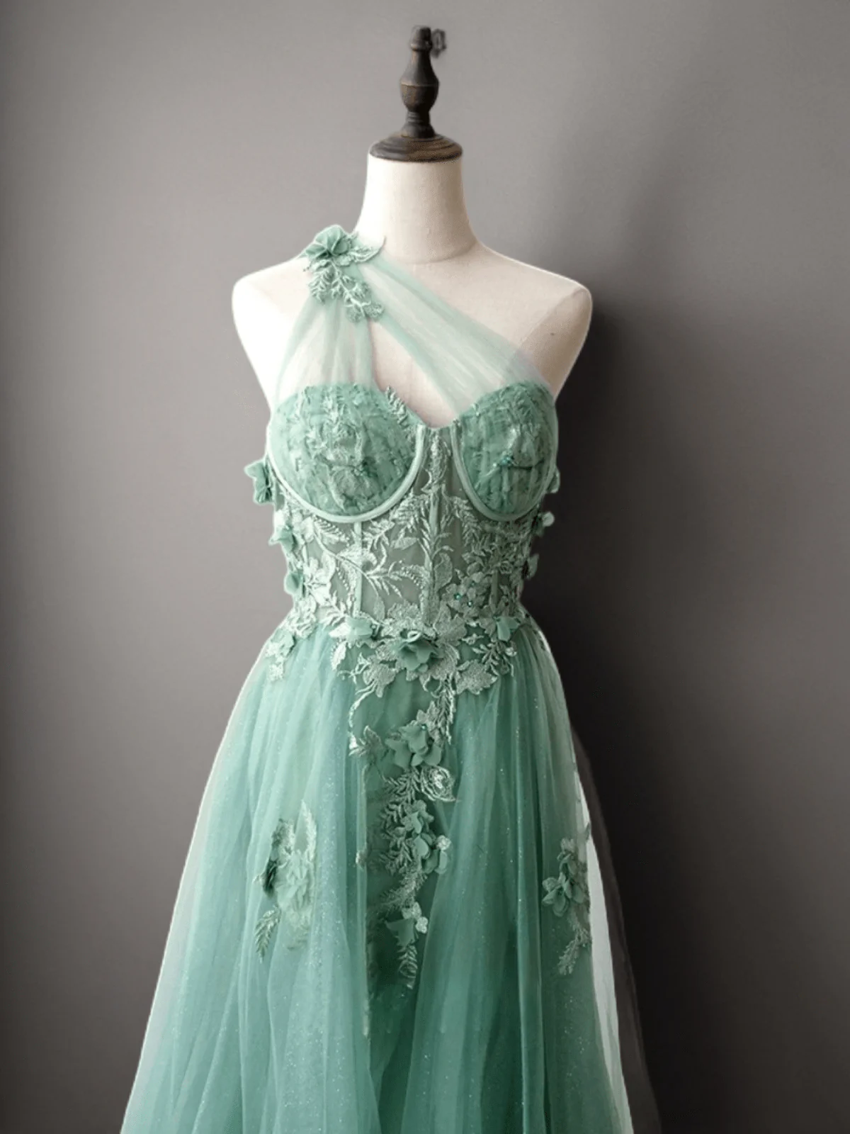 Mint Green Floral Applique Tulle Dress - Elegant One-Shoulder and Beaded Evening Gown Plus Size - Image 3
