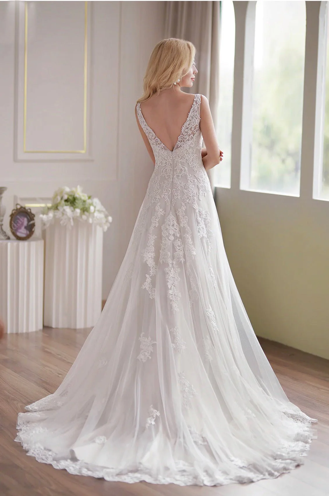 Romantic Strap V-Neck Fit & Flare Lace Embroidery Straps Sleeveless Wedding Dress - Plus Size - Image 4
