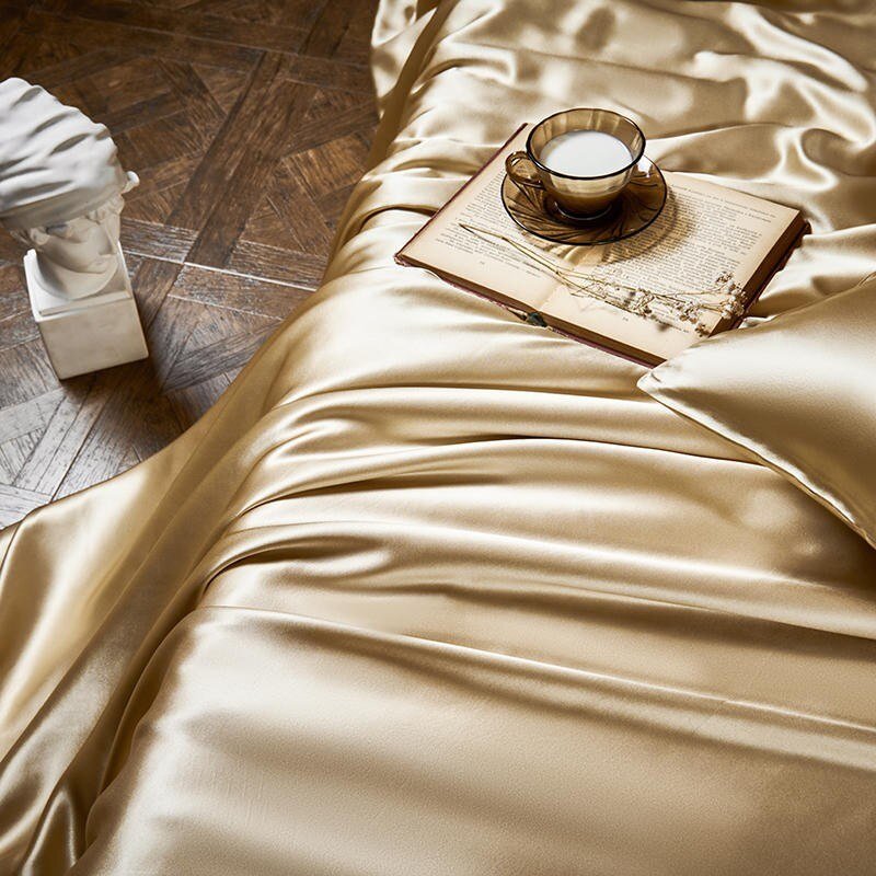 Pure Mulberry Silk Bedding Set – Royalis Gold Luxury - Image 6