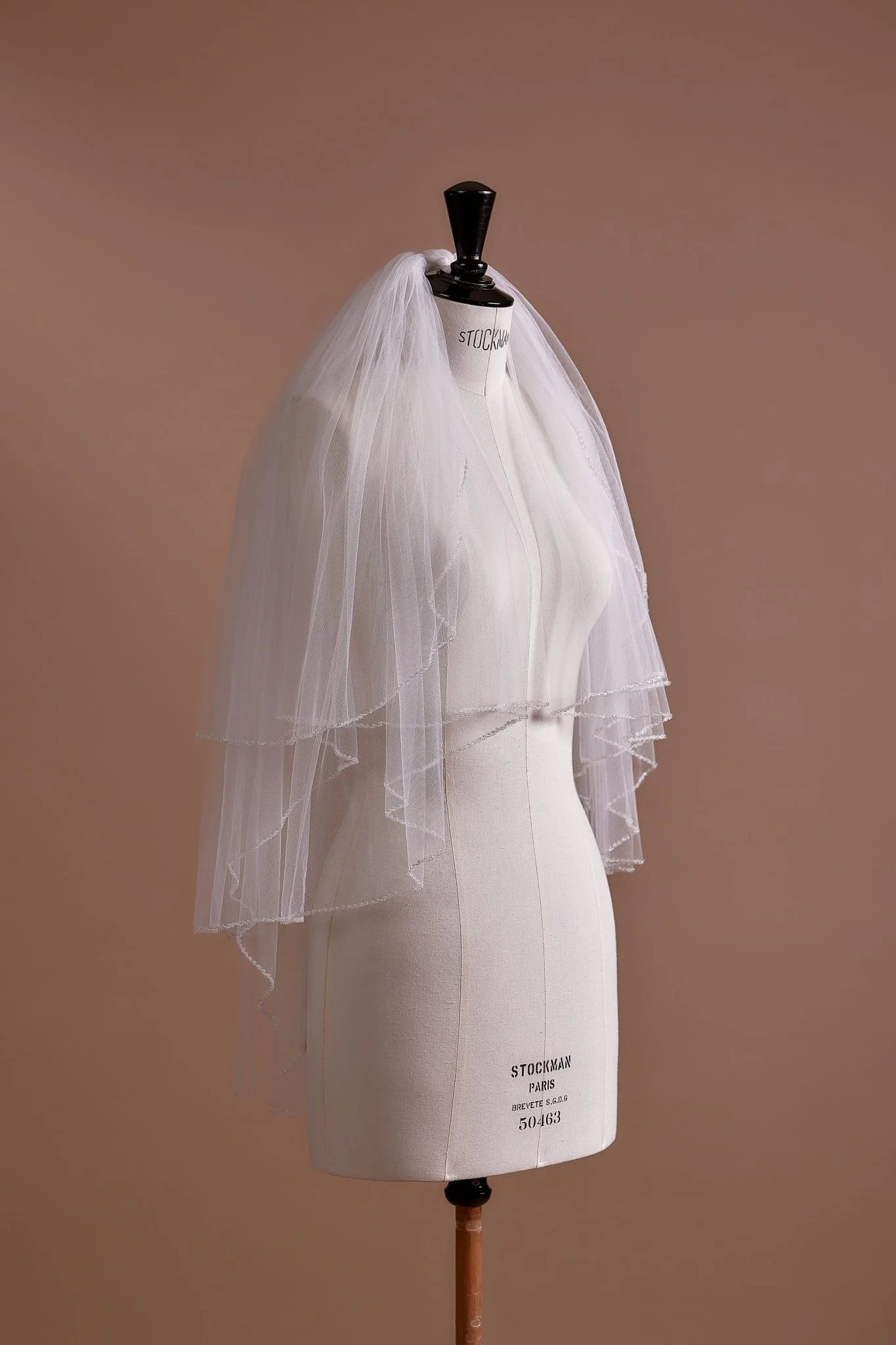 Tiered Tulle Bridal Veil with Delicate Edging, Available with or without Comb - Image 2