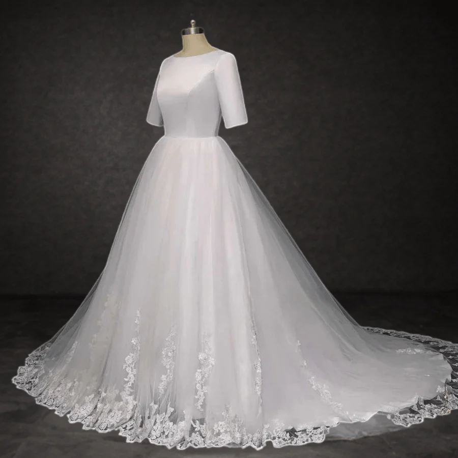 Timeless Beauty: Modest Simple Satin Lace Wedding Dress with Sleeves Plus Size - Image 4