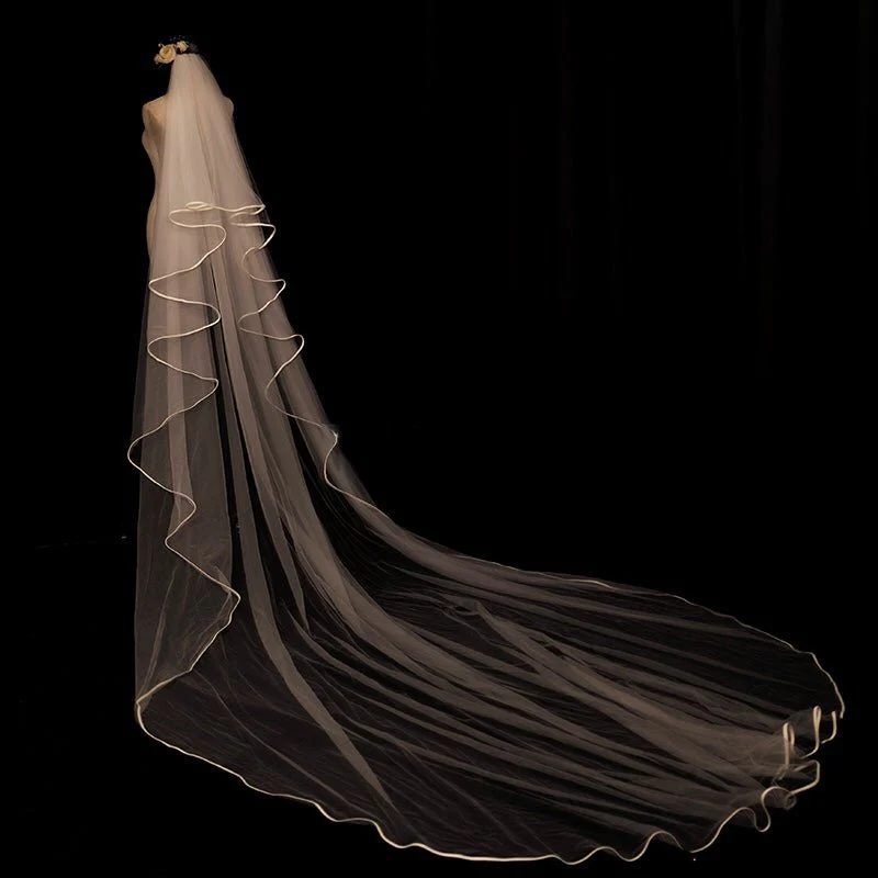 Satin-Trimmed Tulle Wedding Veil With Comb - Chapel Length Wedding Veils - Image 3