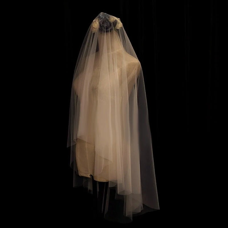 Vintage Classic Bridal Tulle Veil - Waltz Wedding Veil - Image 3