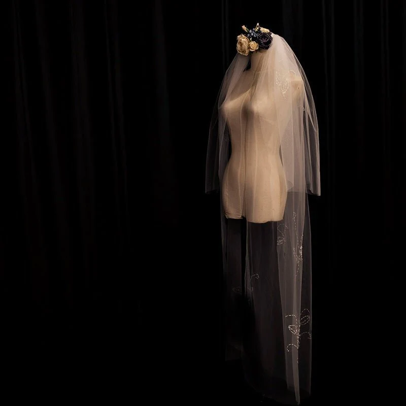 Vintage Double Veil With Crystal Embroidery With Comb - Image 3