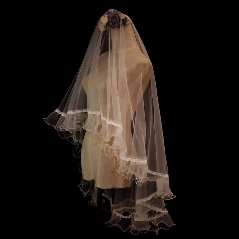 Waltz Wedding Veil With Ruffle Lace - Image 2