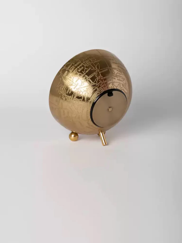 Vintage-Inspired Medieval India Handmade Brass Globe Mantel Clock with Engraved World Map Design - Image 2