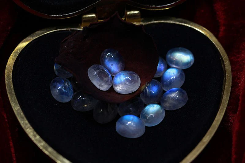 Vintage Style Regency Era Double Strand Pearl Necklace with Moonstone  Freshwater Seedless - Victorian Choker - Image 9