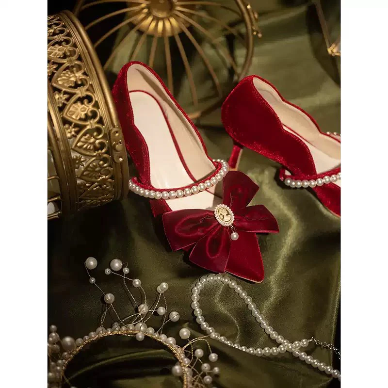 Handmade Vintage Velvet Mary Jane Heels with Pearl Strap and Bow - Regency Era Inspired Shoes - Image 4