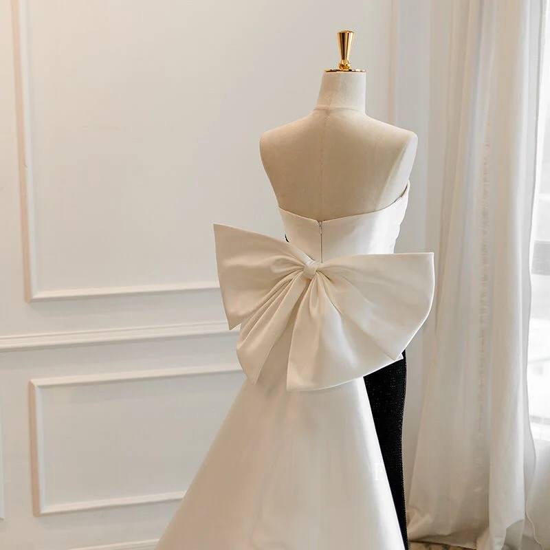 White And Black Simple Gothic Off Shoulder Formal Dress With Train With Bow Tie Plus Size - Image 4